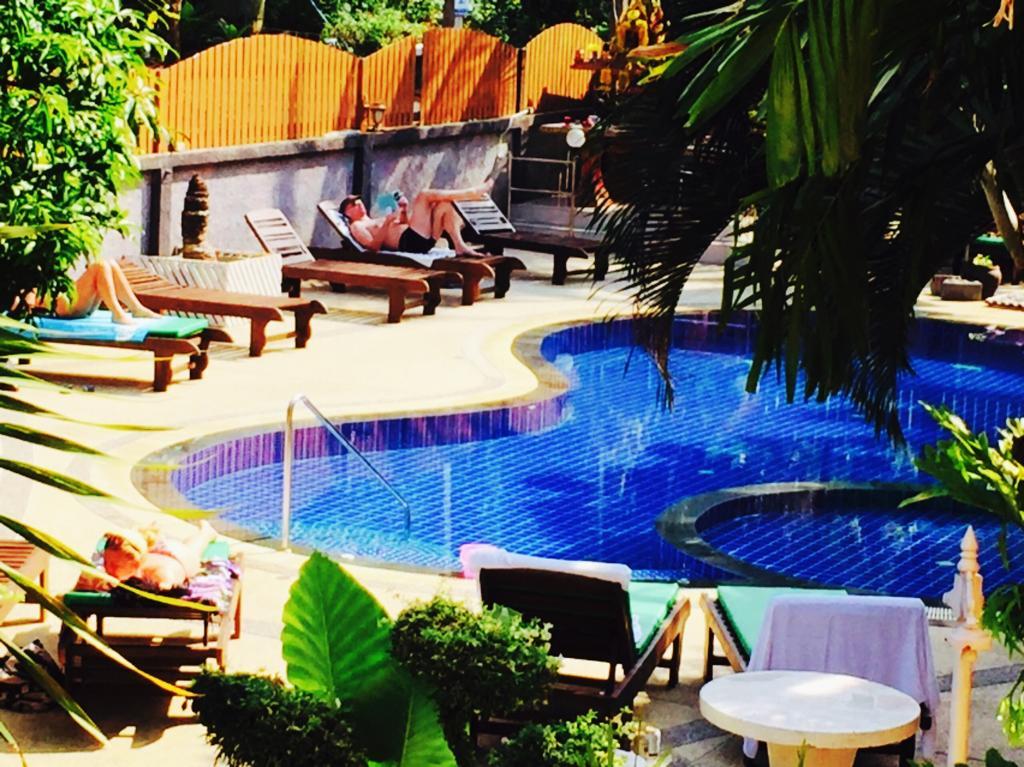 Khaolak Grand City Khao Lak Bagian luar foto