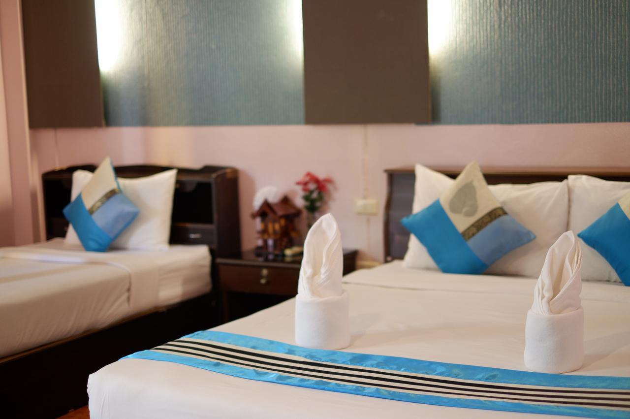 Khaolak Grand City Khao Lak Bagian luar foto