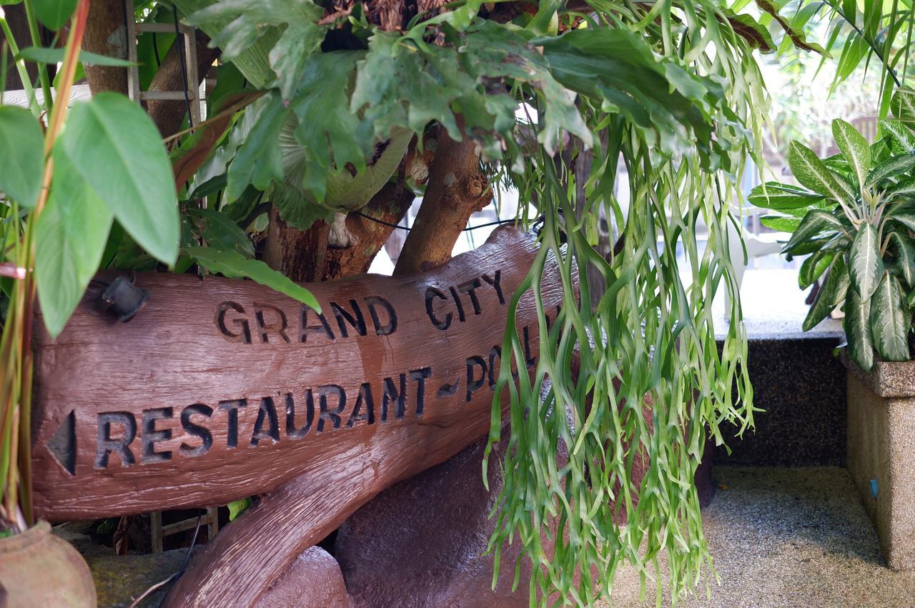 Khaolak Grand City Khao Lak Bagian luar foto