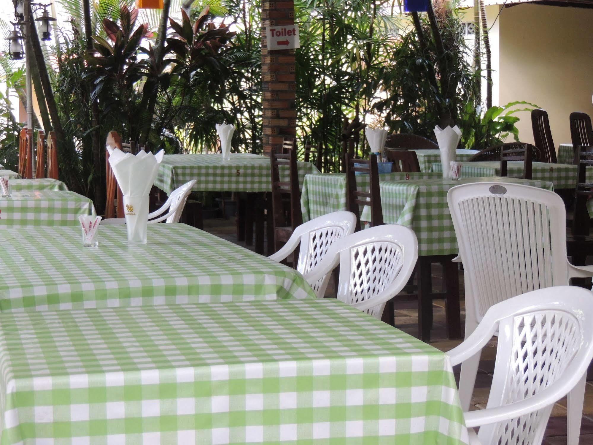 Khaolak Grand City Khao Lak Bagian luar foto